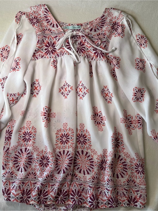 Maurices Tops - Maurices Womens XL Boho Blouse Medallion Print Lace Up Split Sleeve Tie Cuff